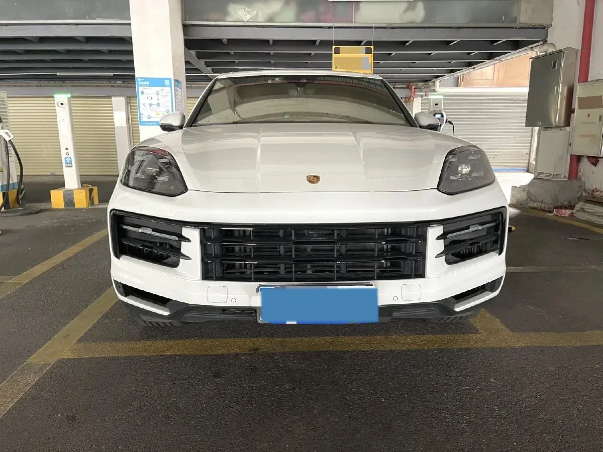 2024 Porsche Cayenne 3.0T 354HP V6 8AT,autocango,china used car exporter,china ev exporter,chinese used car exporter,chinese used ev exporter