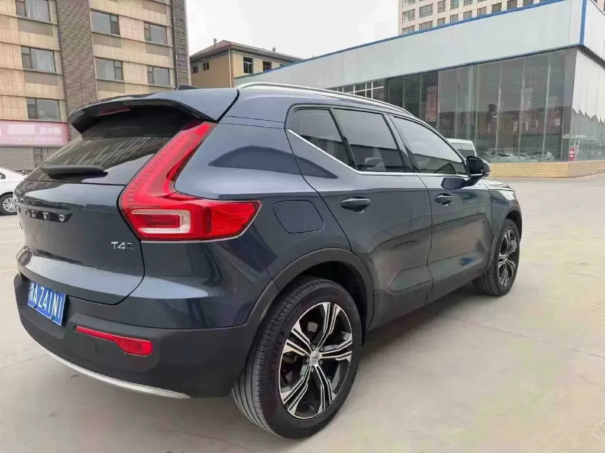 2021 Volvo XC40 2.0T 190HP L4 8AT,autocango,china used car exporter,china ev exporter,chinese used car exporter,chinese used ev exporter