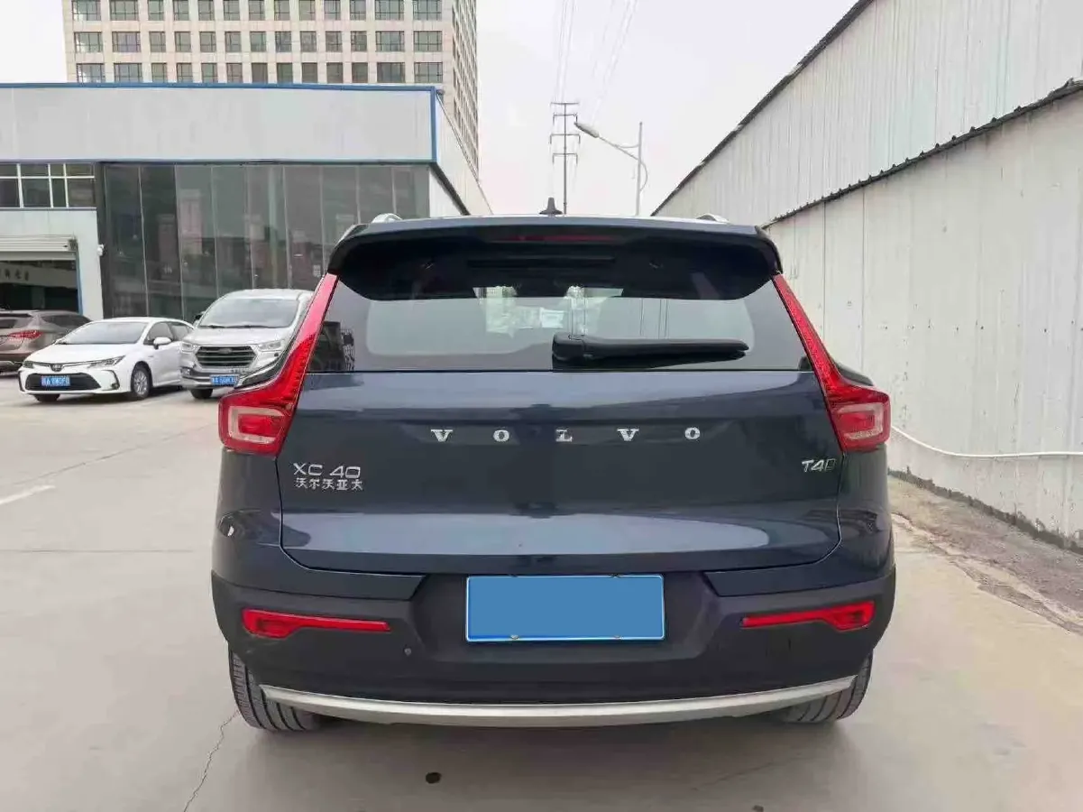 2021 Volvo XC40 2.0T 190HP L4 8AT,autocango,china used car exporter,china ev exporter,chinese used car exporter,chinese used ev exporter