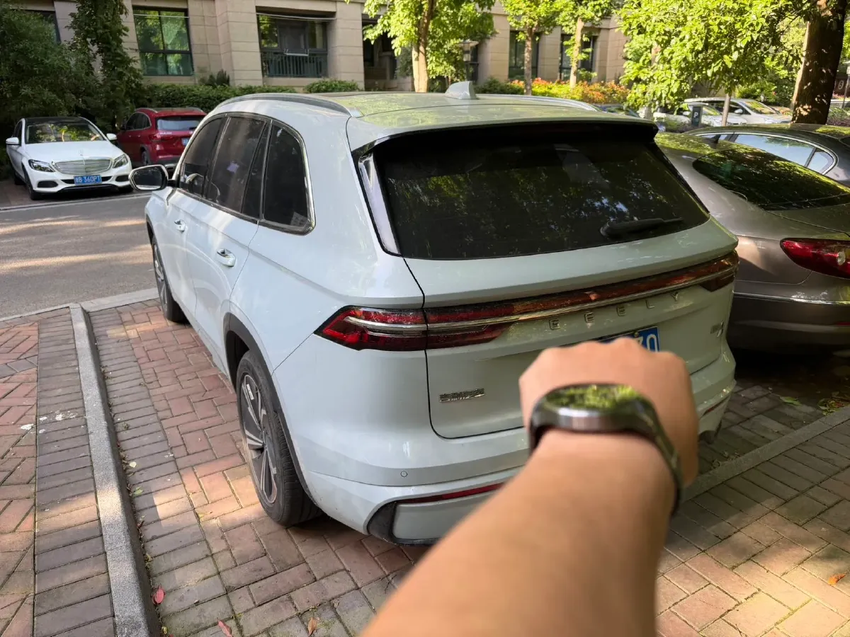 2022 Geely Monjaro 1.5T 150HP L3 3DHT Hybrid,autocango,china used car exporter,china ev exporter,chinese used car exporter,chinese used ev exporter