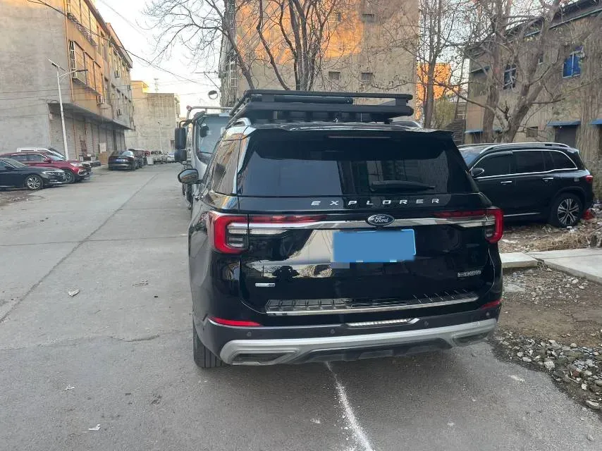 2023 Ford Explorer 2.3T 276HP L4 10AT,autocango,china used car exporter,china ev exporter,chinese used car exporter,chinese used ev exporter