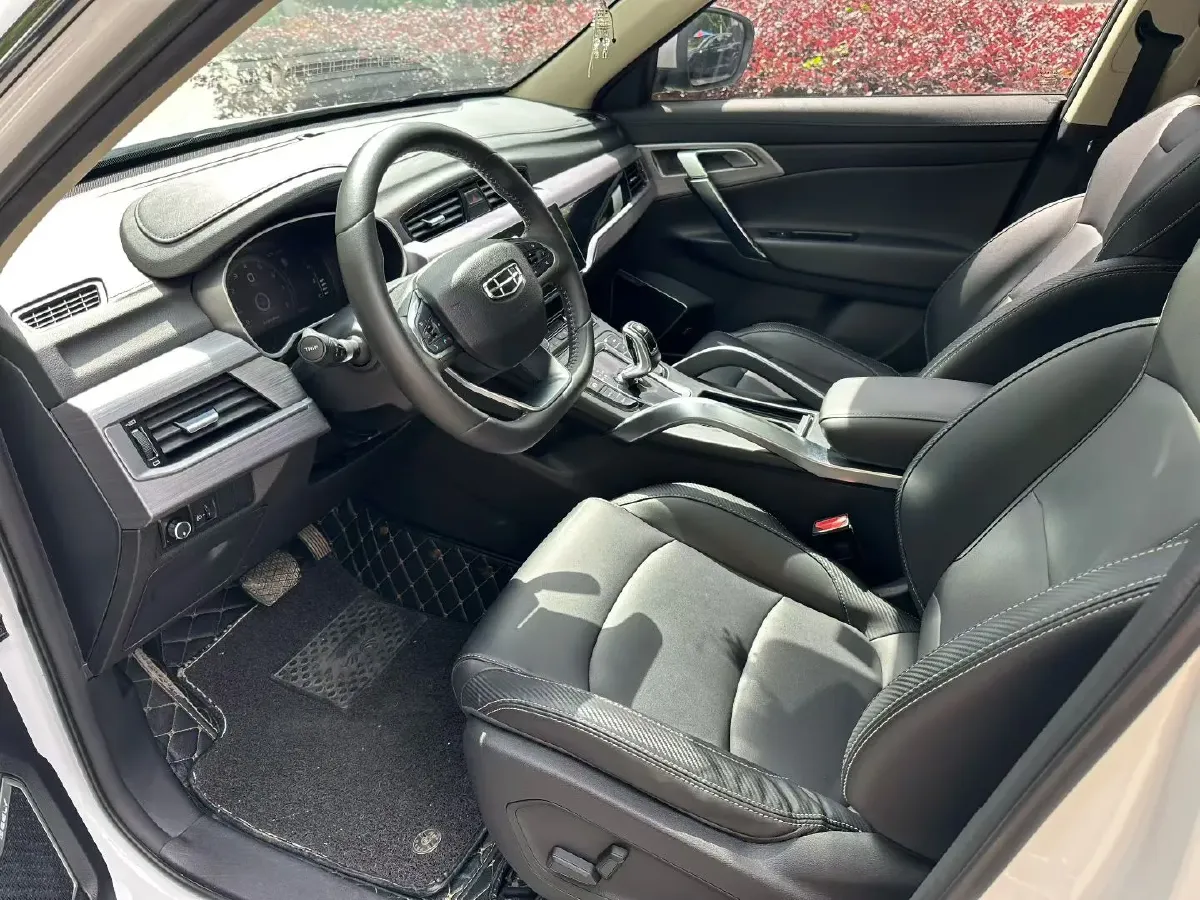 2020 Roewe i6 1.5T 169HP L4 7DCT,autocango,china used car exporter,china ev exporter,chinese used car exporter,chinese used ev exporter