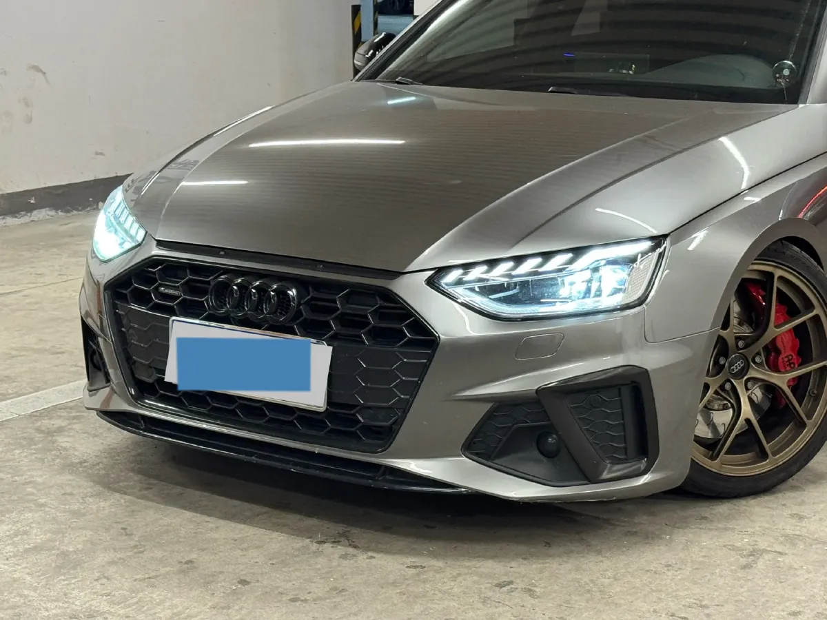 2020 Audi A4L 2.0T 252HP L4 7DCT,autocango,china used car exporter,china ev exporter,chinese used car exporter,chinese used ev exporter