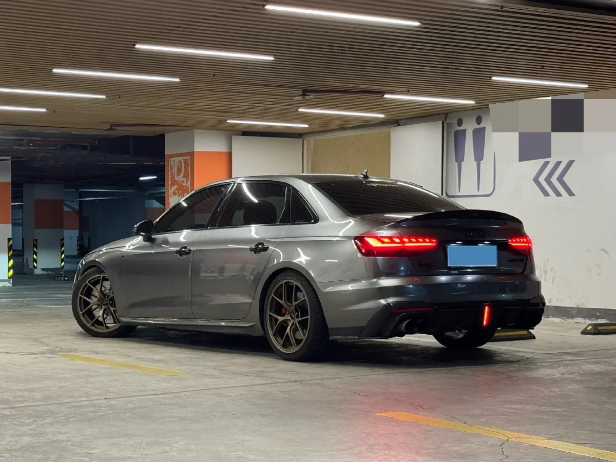 2020 Audi A4L 2.0T 252HP L4 7DCT,autocango,china used car exporter,china ev exporter,chinese used car exporter,chinese used ev exporter