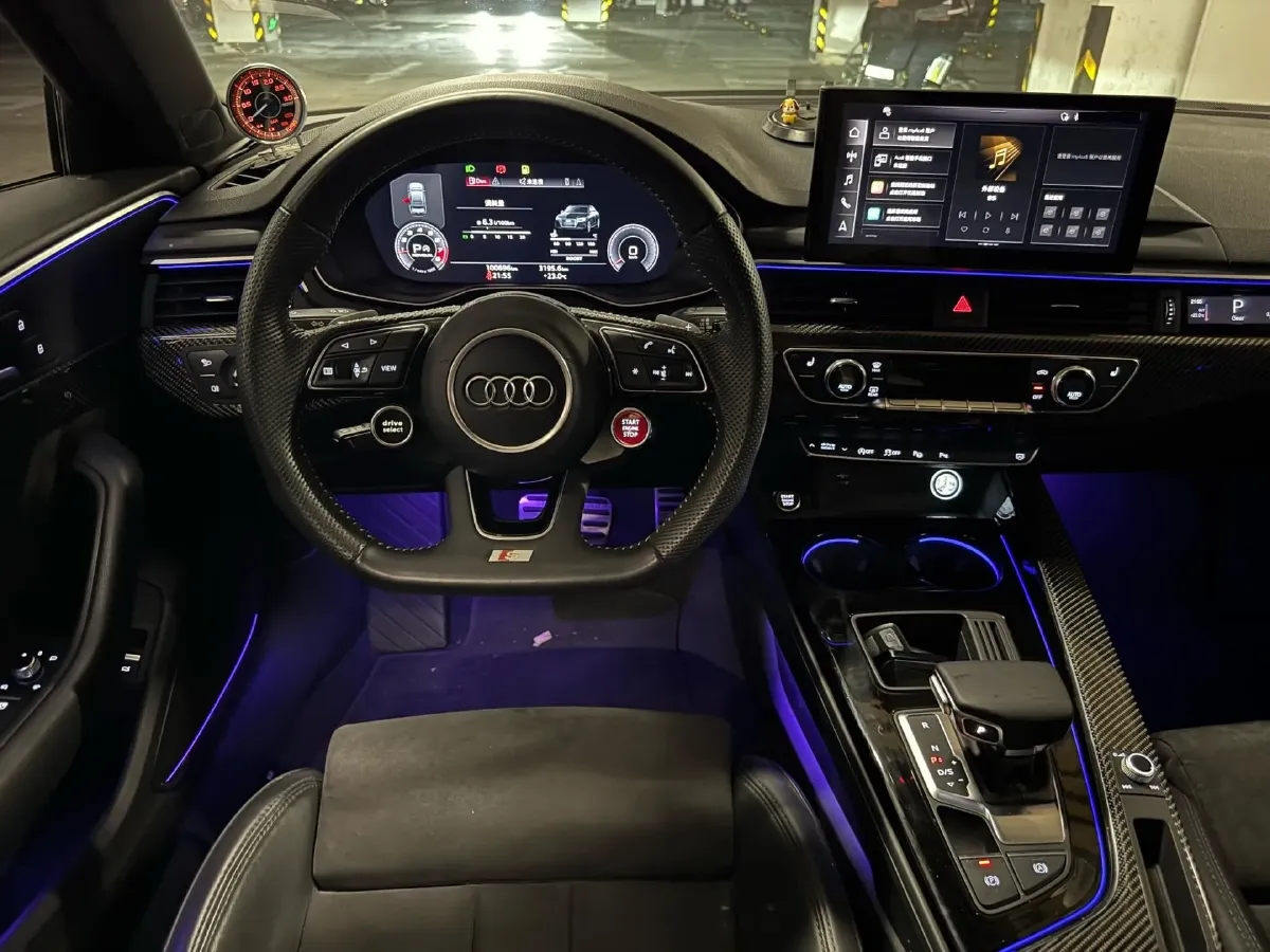 2020 Audi A4L 2.0T 252HP L4 7DCT,autocango,china used car exporter,china ev exporter,chinese used car exporter,chinese used ev exporter