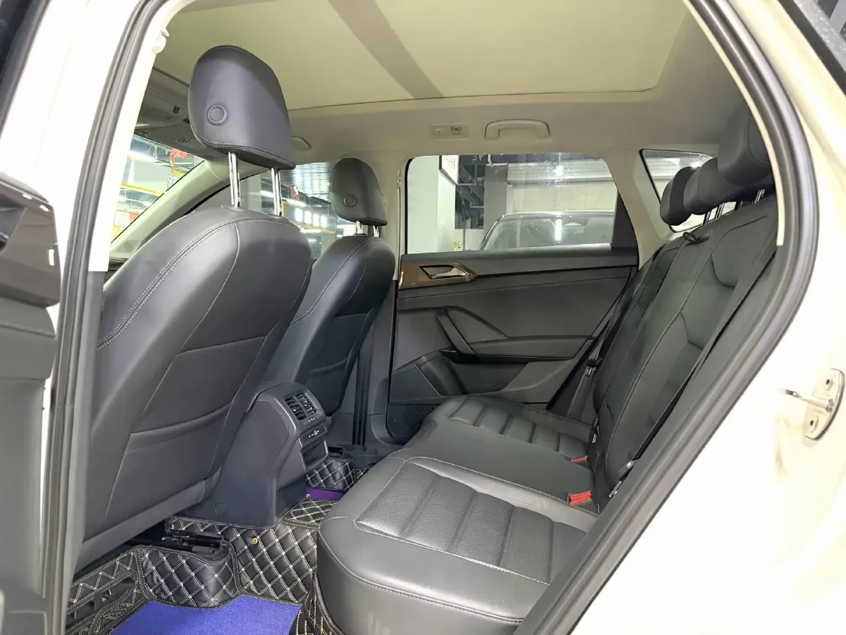 2021 Volkswagen Tharu 1.4T 150HP L4 7DCT,autocango,china used car exporter,china ev exporter,chinese used car exporter,chinese used ev exporter