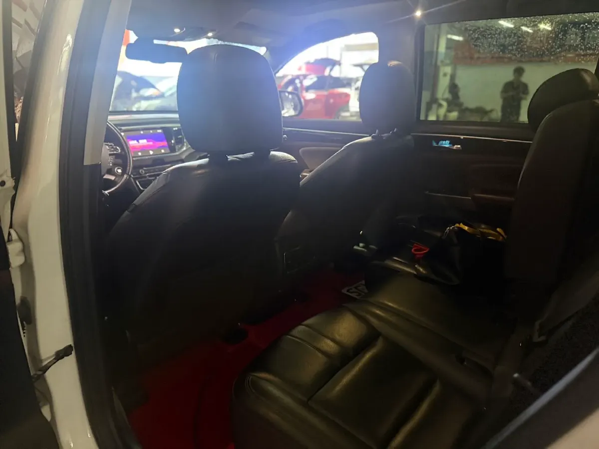 2017 GAC Trumpchi GS8 2.0T 201HP L4 6AT,autocango,china used car exporter,china ev exporter,chinese used car exporter,chinese used ev exporter