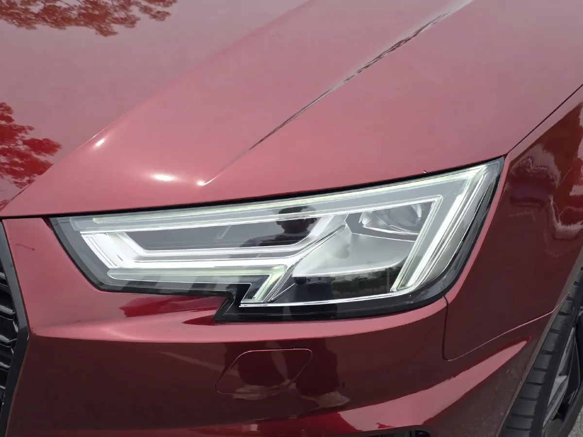 2019 Audi A4L 2.0T 190HP L4 7DCT,autocango,china used car exporter,china ev exporter,chinese used car exporter,chinese used ev exporter