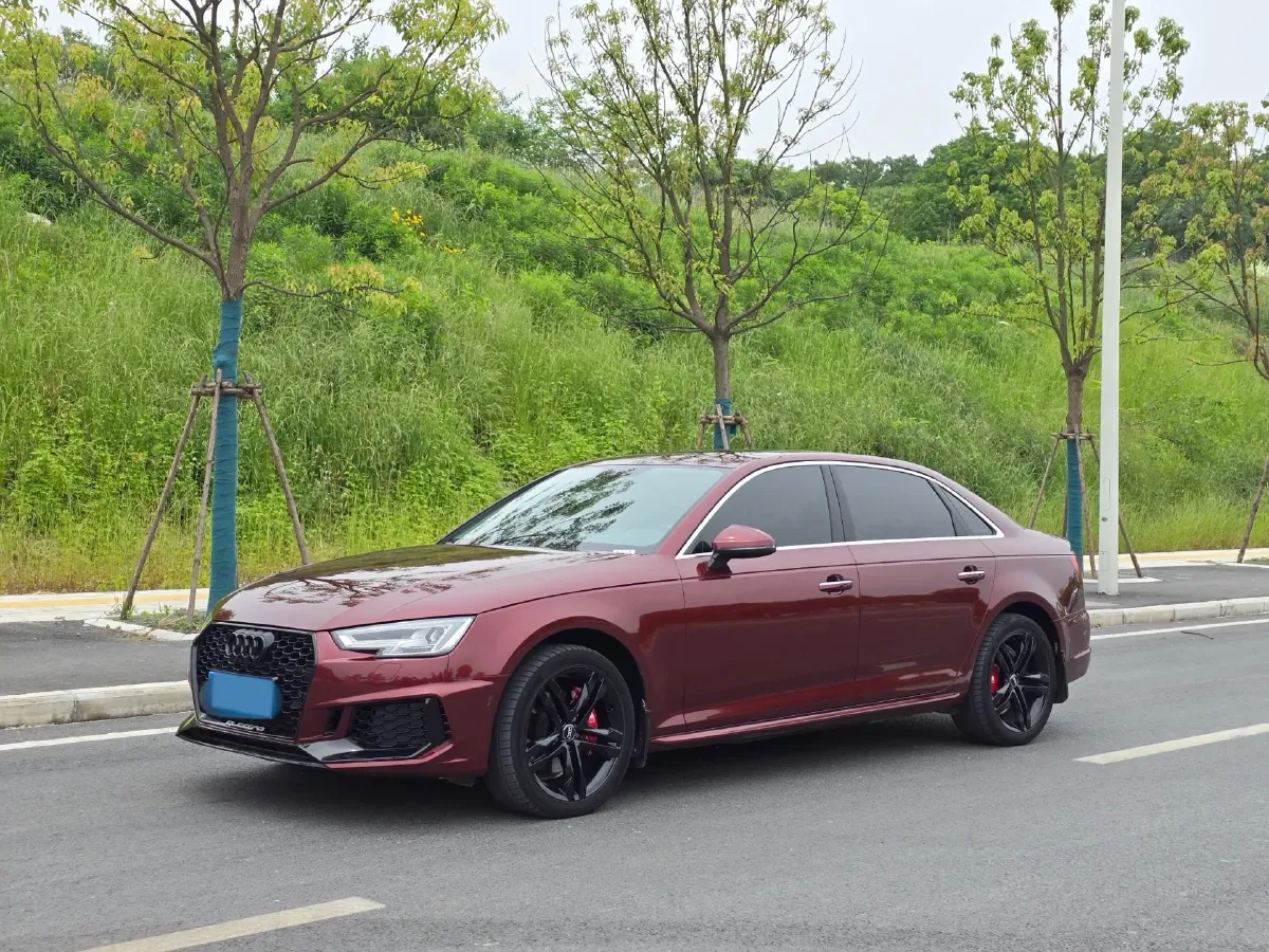 2019 Audi A4L 2.0T 190HP L4 7DCT,autocango,china used car exporter,china ev exporter,chinese used car exporter,chinese used ev exporter
