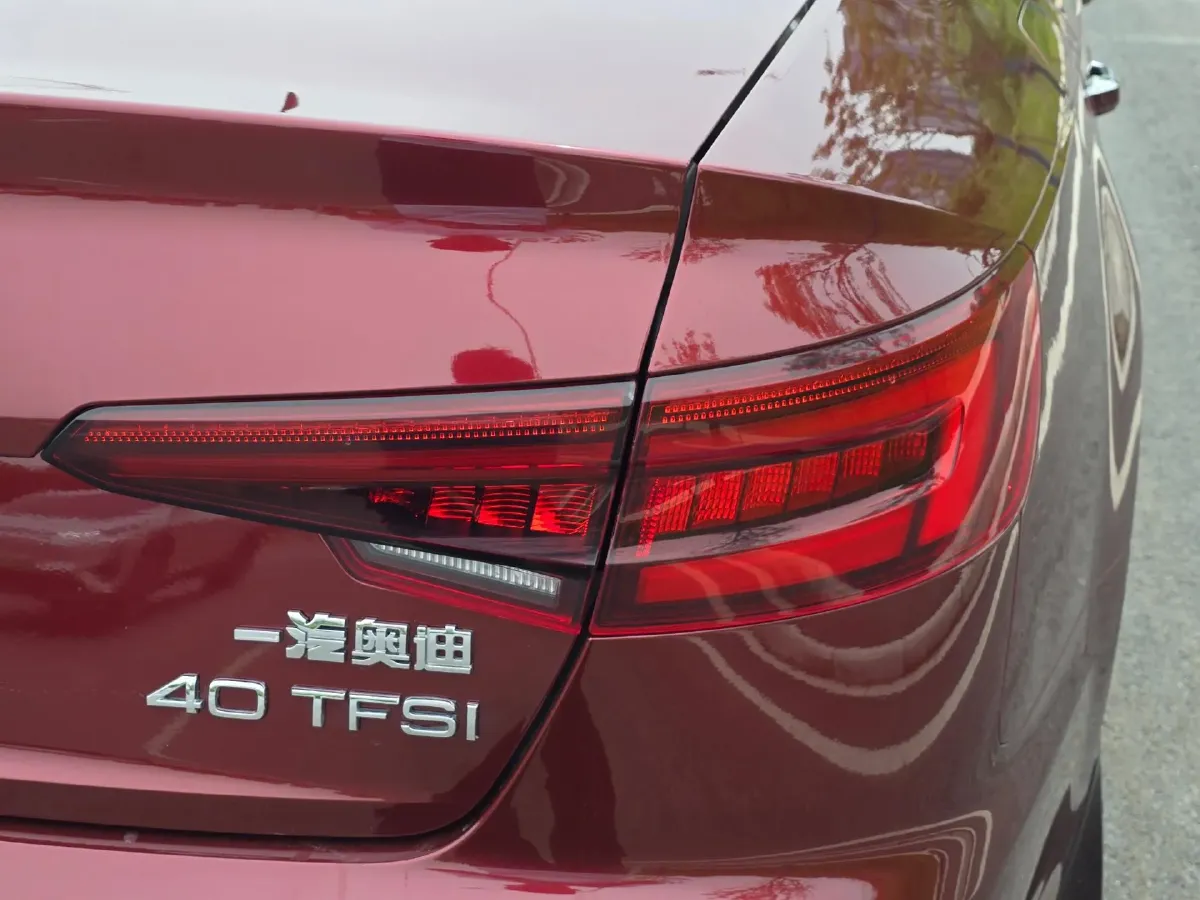 2019 Audi A4L 2.0T 190HP L4 7DCT,autocango,china used car exporter,china ev exporter,chinese used car exporter,chinese used ev exporter