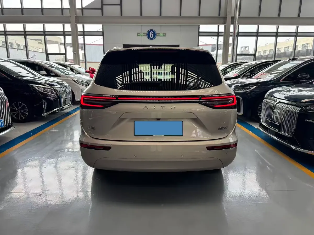 2022 Volvo S60 2.0T 197HP L4 8AT,autocango,china used car exporter,china ev exporter,chinese used car exporter,chinese used ev exporter