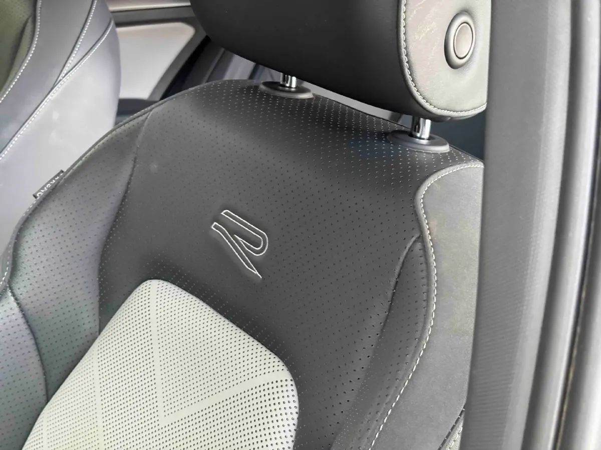 2025 Volkswagen Golf 1.5T 160HP L4 7DCT,autocango,china used car exporter,china ev exporter,chinese used car exporter,chinese used ev exporter