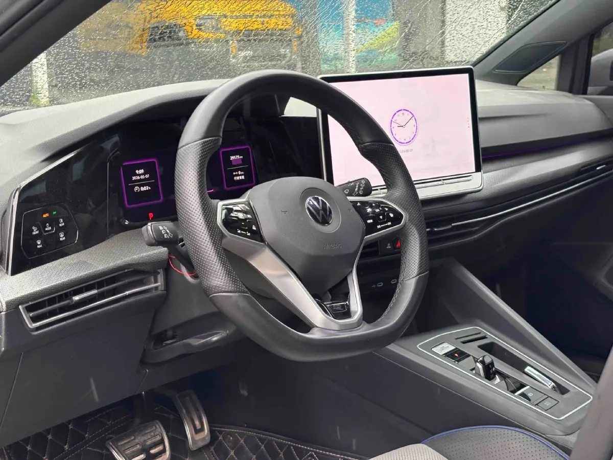 2025 Volkswagen Golf 1.5T 160HP L4 7DCT,autocango,china used car exporter,china ev exporter,chinese used car exporter,chinese used ev exporter