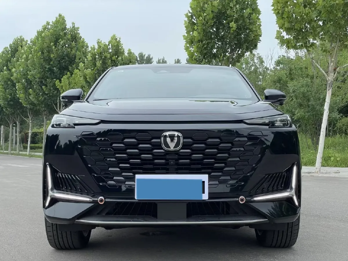 2023 ChangAn UNI-K 2.0T 233HP L4 8AT,autocango,china used car exporter,china ev exporter,chinese used car exporter,chinese used ev exporter