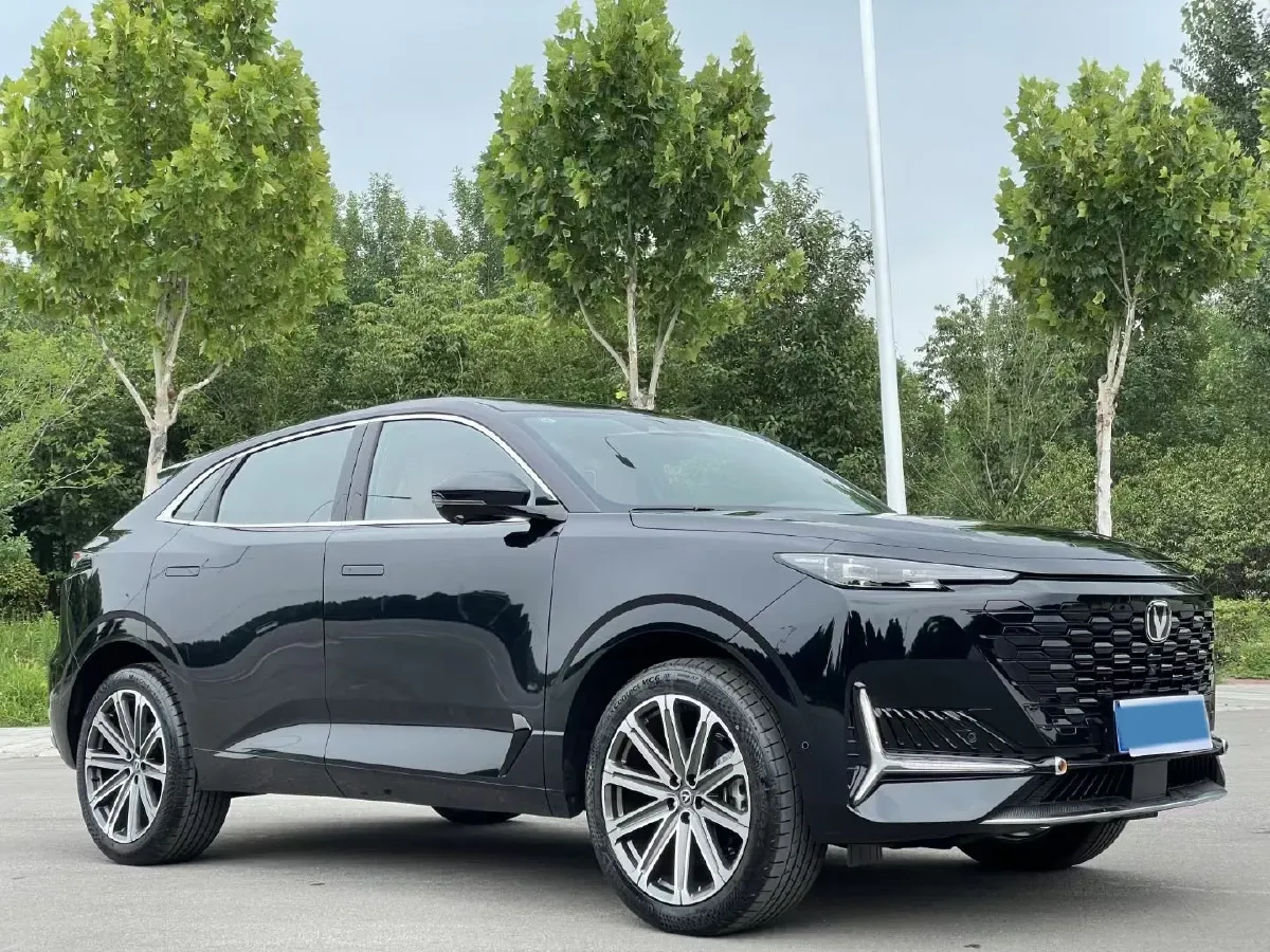 2023 ChangAn UNI-K 2.0T 233HP L4 8AT,autocango,china used car exporter,china ev exporter,chinese used car exporter,chinese used ev exporter