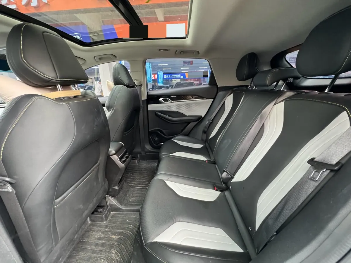 2022 Geely Coolray 1.5T 181HP L4 7DCT,autocango,china used car exporter,china ev exporter,chinese used car exporter,chinese used ev exporter