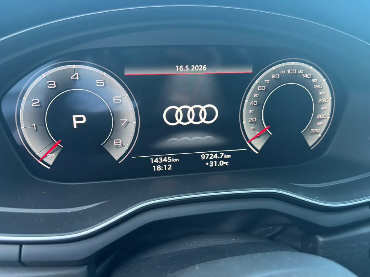 2024 Audi A4L 2.0T 190HP L4 7DCT,autocango,china used car exporter,china ev exporter,chinese used car exporter,chinese used ev exporter