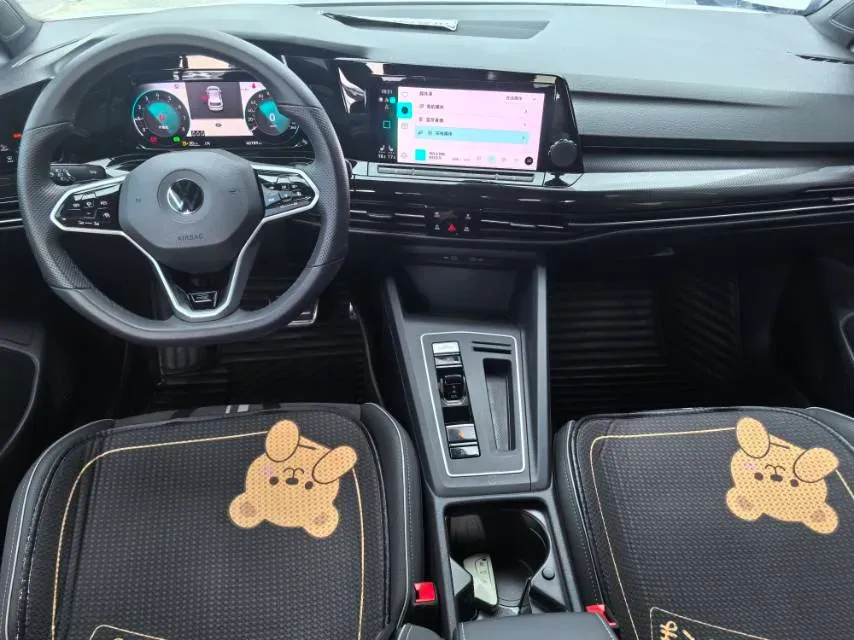 2023 Volkswagen Golf 1.4T 150HP L4 7DCT,autocango,china used car exporter,china ev exporter,chinese used car exporter,chinese used ev exporter