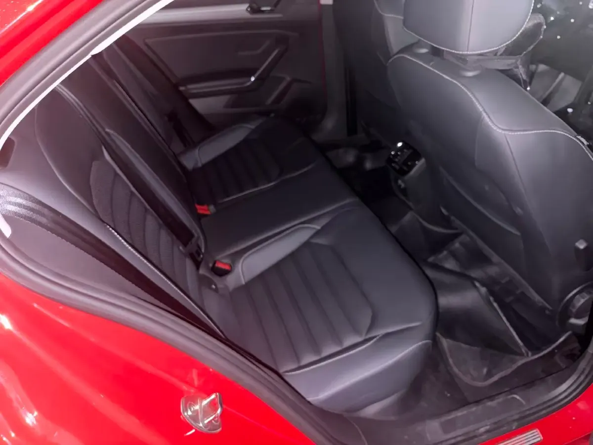 2019 Volkswagen Passat 1.4T 150HP L4 7DCT,autocango,china used car exporter,china ev exporter,chinese used car exporter,chinese used ev exporter