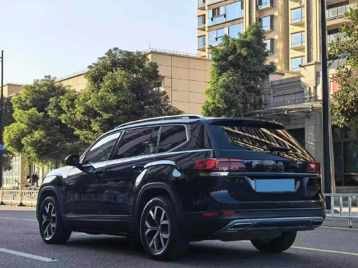 2020 Volkswagen Teramont 2.0T 220HP L4 7DCT,autocango,china used car exporter,china ev exporter,chinese used car exporter,chinese used ev exporter