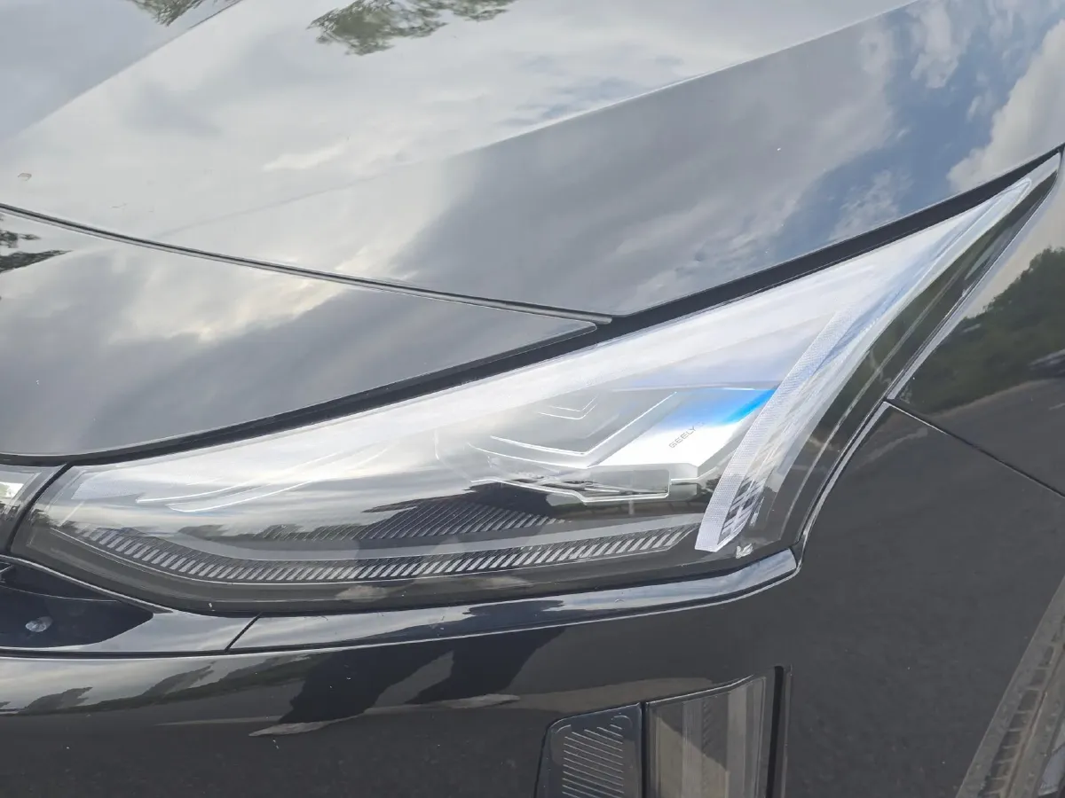 2024 Geely Galaxy L6 1.5T 163HP L4 3DHT PHEV,autocango,china used car exporter,china ev exporter,chinese used car exporter,chinese used ev exporter