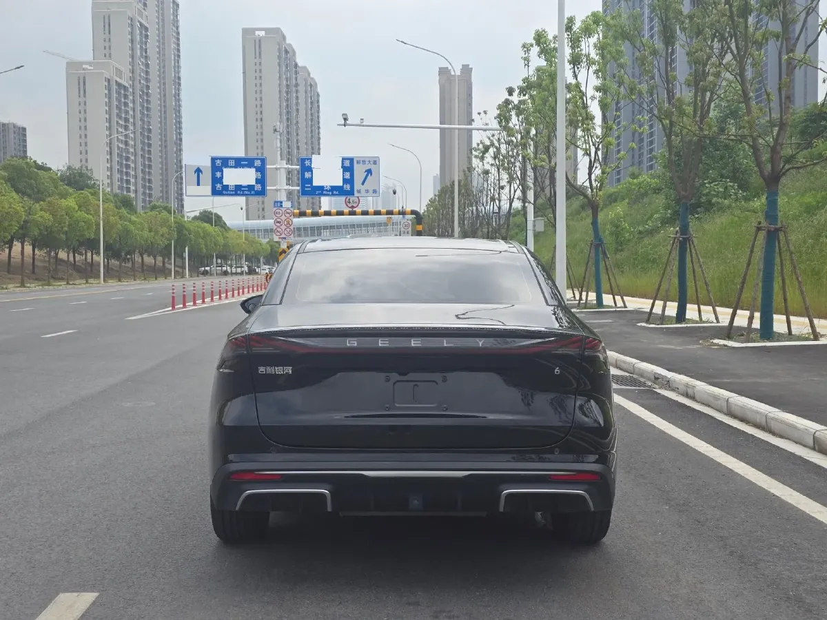 2024 Geely Galaxy L6 1.5T 163HP L4 3DHT PHEV,autocango,china used car exporter,china ev exporter,chinese used car exporter,chinese used ev exporter