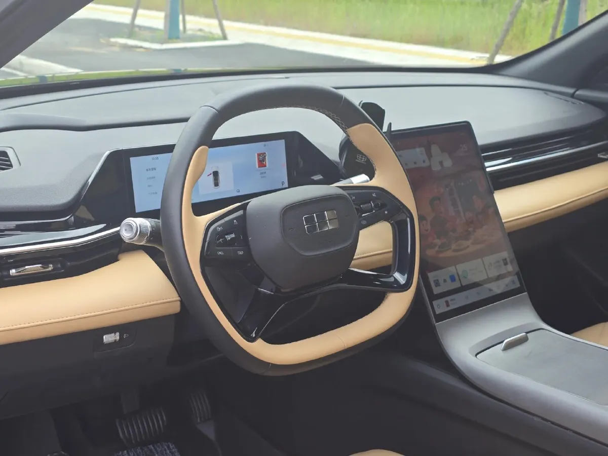2024 Geely Galaxy L6 1.5T 163HP L4 3DHT PHEV,autocango,china used car exporter,china ev exporter,chinese used car exporter,chinese used ev exporter