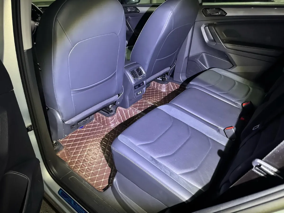 2018 Volkswagen Tiguan L 2.0T 186HP L4 7DCT,autocango,china used car exporter,china ev exporter,chinese used car exporter,chinese used ev exporter