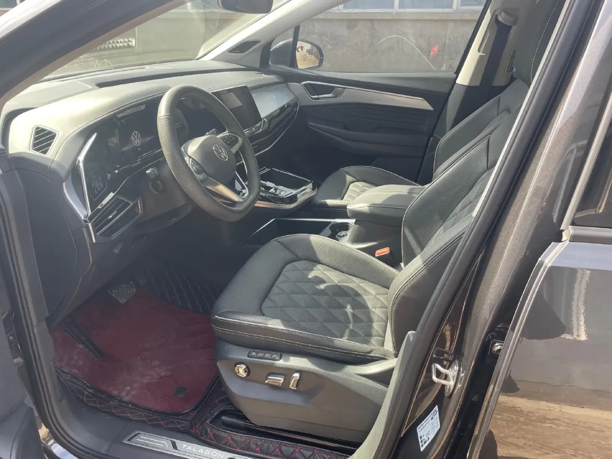 2022 Volkswagen Talagon 2.5T 299HP V6 7DCT,autocango,china used car exporter,china ev exporter,chinese used car exporter,chinese used ev exporter