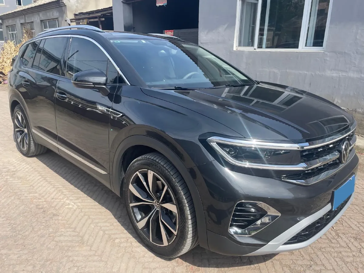 2022 Volkswagen Talagon 2.5T 299HP V6 7DCT,autocango,china used car exporter,china ev exporter,chinese used car exporter,chinese used ev exporter