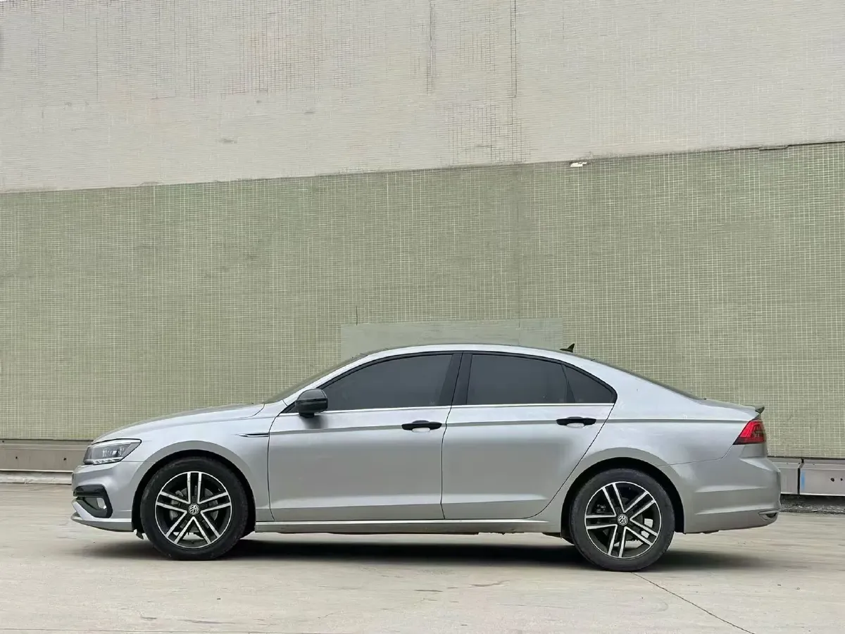 2021 Volkswagen Lamando 1.4T 150HP L4 7DCT,autocango,china used car exporter,china ev exporter,chinese used car exporter,chinese used ev exporter
