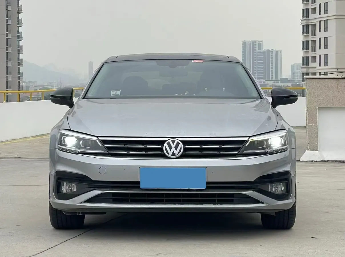 2021 Volkswagen Lamando 1.4T 150HP L4 7DCT,autocango,china used car exporter,china ev exporter,chinese used car exporter,chinese used ev exporter