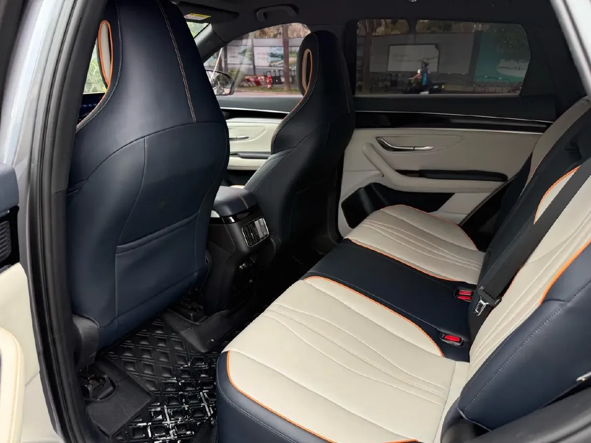 2021 Geely JiaJi 1.5T 177HP L3 7DCT PHEV 11.3KWH,autocango,china used car exporter,china ev exporter,chinese used car exporter,chinese used ev exporter