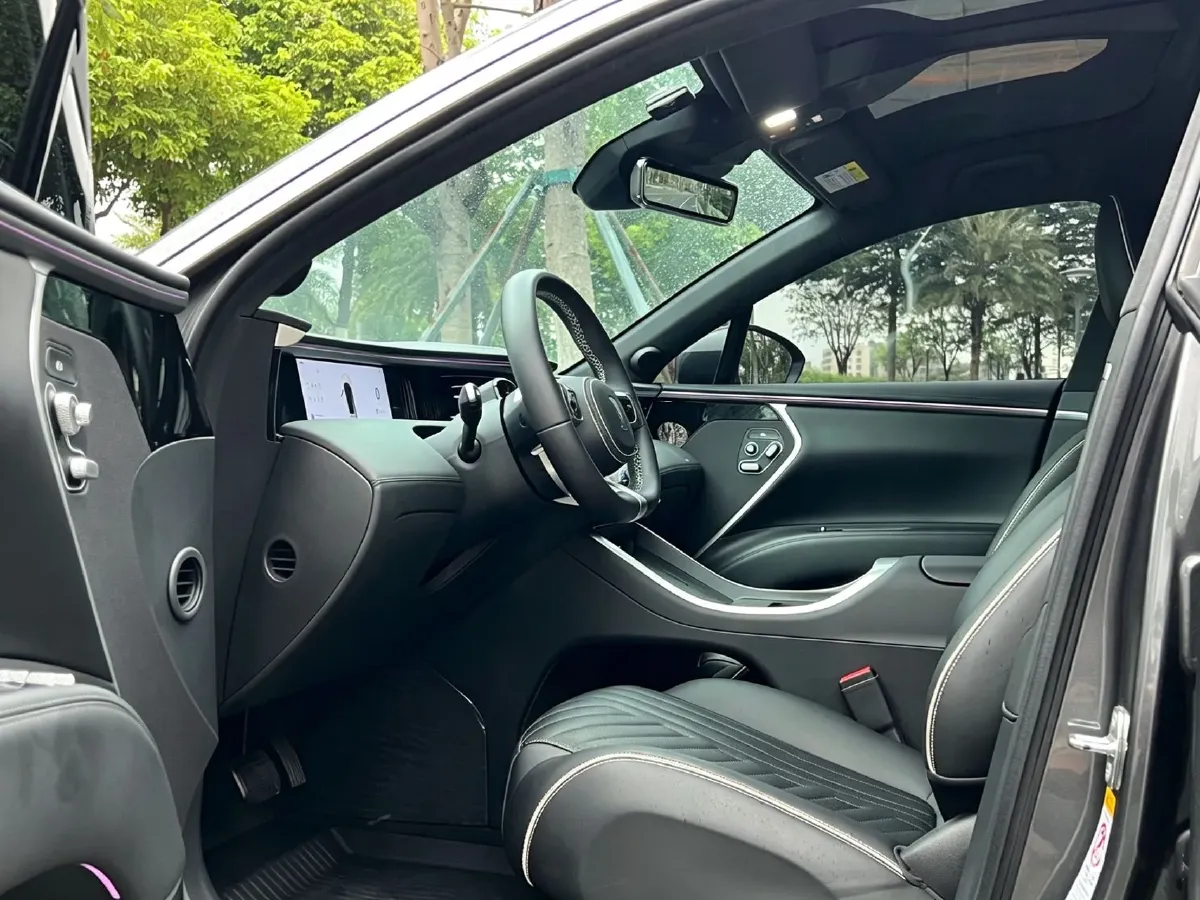 2024 Volkswagen Teramont 2.0T 220HP L4 7DCT,autocango,china used car exporter,china ev exporter,chinese used car exporter,chinese used ev exporter