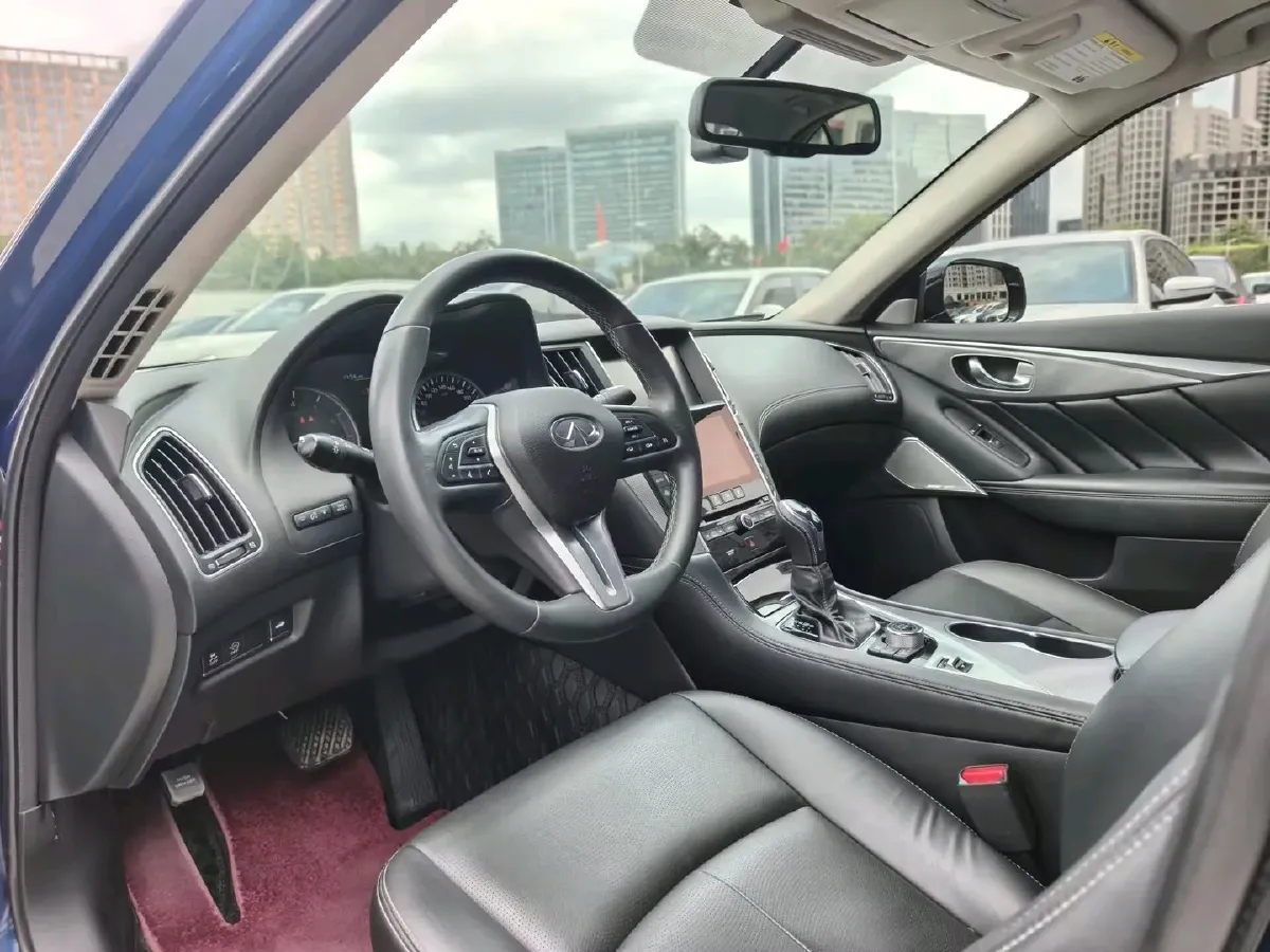 2018 Jeep Grand Commander 2.0T 265HP L4 9AT,autocango,china used car exporter,china ev exporter,chinese used car exporter,chinese used ev exporter