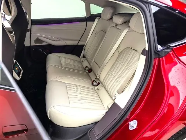 2026 MI SU7 BEV,autocango,china used car exporter,china ev exporter,chinese used car exporter,chinese used ev exporter