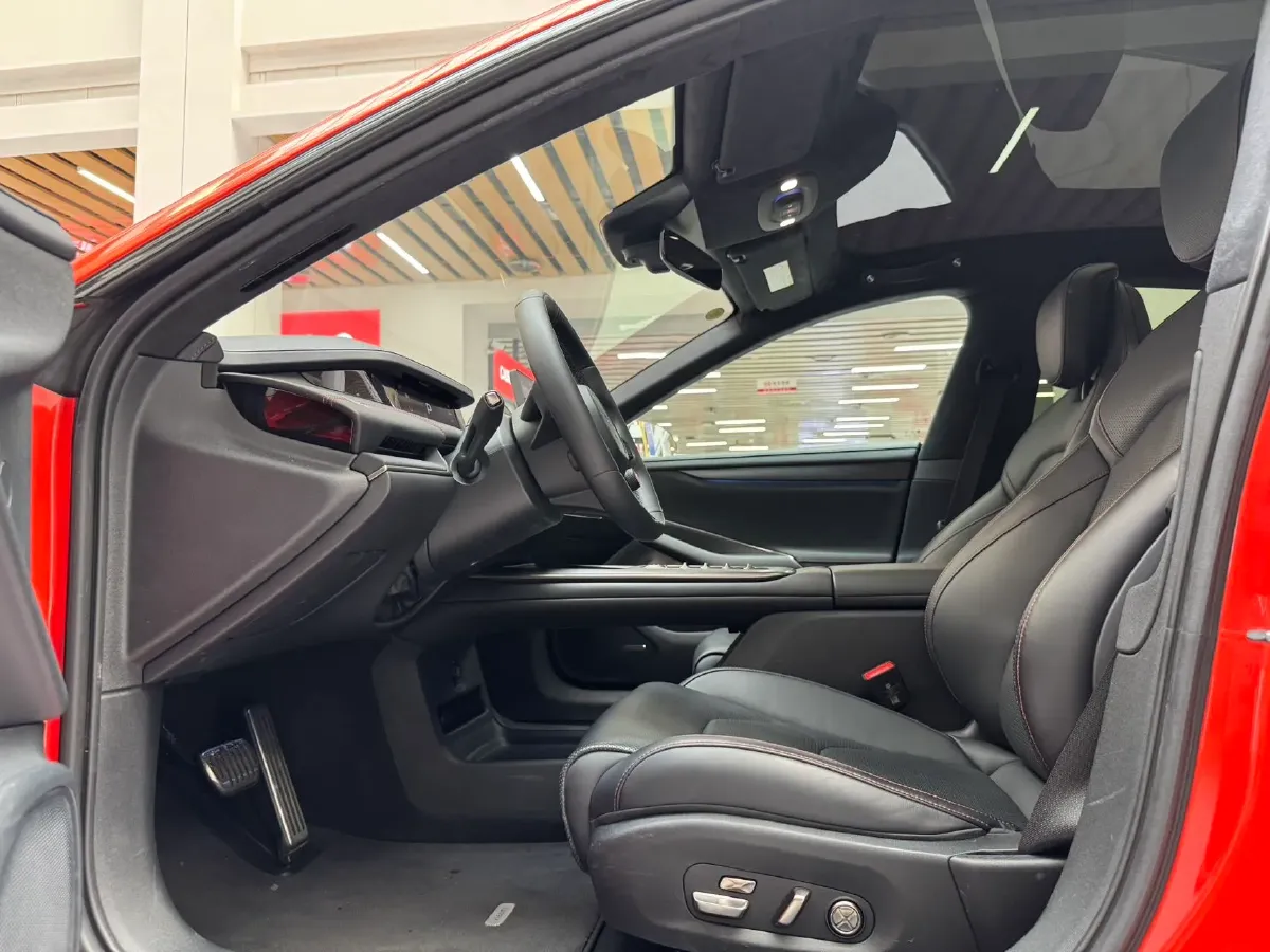 2024 MI SU7 BEV 101KWH,autocango,china used car exporter,china ev exporter,chinese used car exporter,chinese used ev exporter