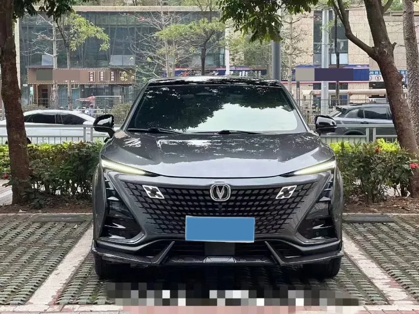 2022 ChangAn UNI-T 1.5T 188HP L4 7DCT,autocango,china used car exporter,china ev exporter,chinese used car exporter,chinese used ev exporter