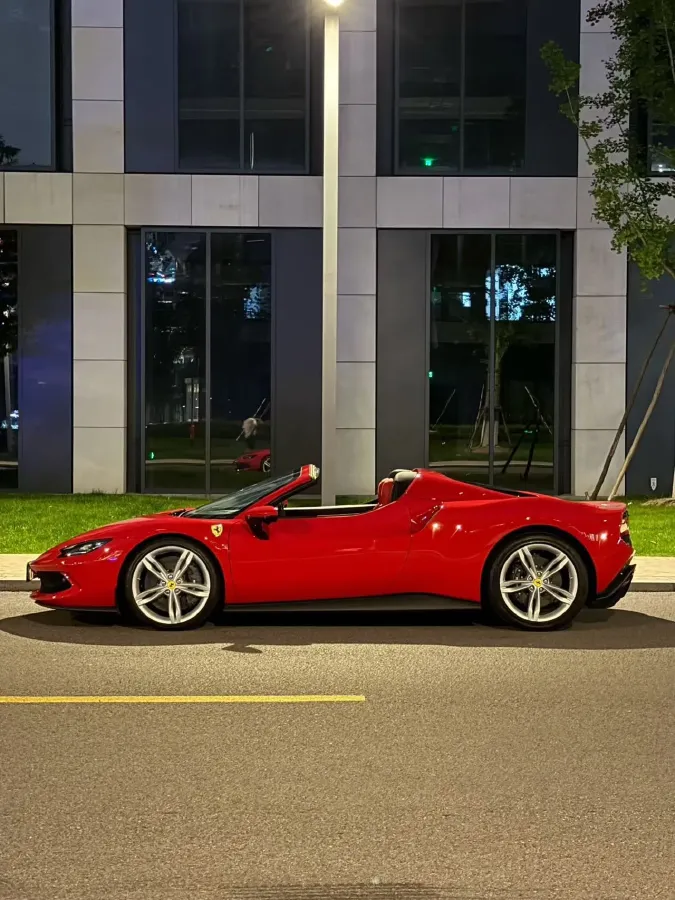 2021 Ferrari 296 3.0T 663HP V6 8DCT PHEV 7.45KWH,autocango,china used car exporter,china ev exporter,chinese used car exporter,chinese used ev exporter