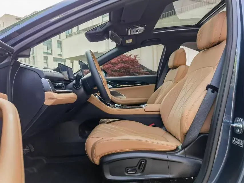 2025 Geely Galaxy A7 1.5L 112HP L4 1DHT PHEV,autocango,china used car exporter,china ev exporter,chinese used car exporter,chinese used ev exporter