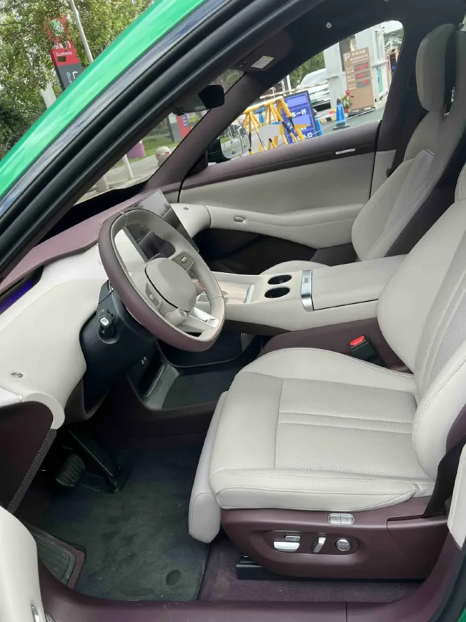 2025 MI YU7 BEV 96.3KWH,autocango,china used car exporter,china ev exporter,chinese used car exporter,chinese used ev exporter