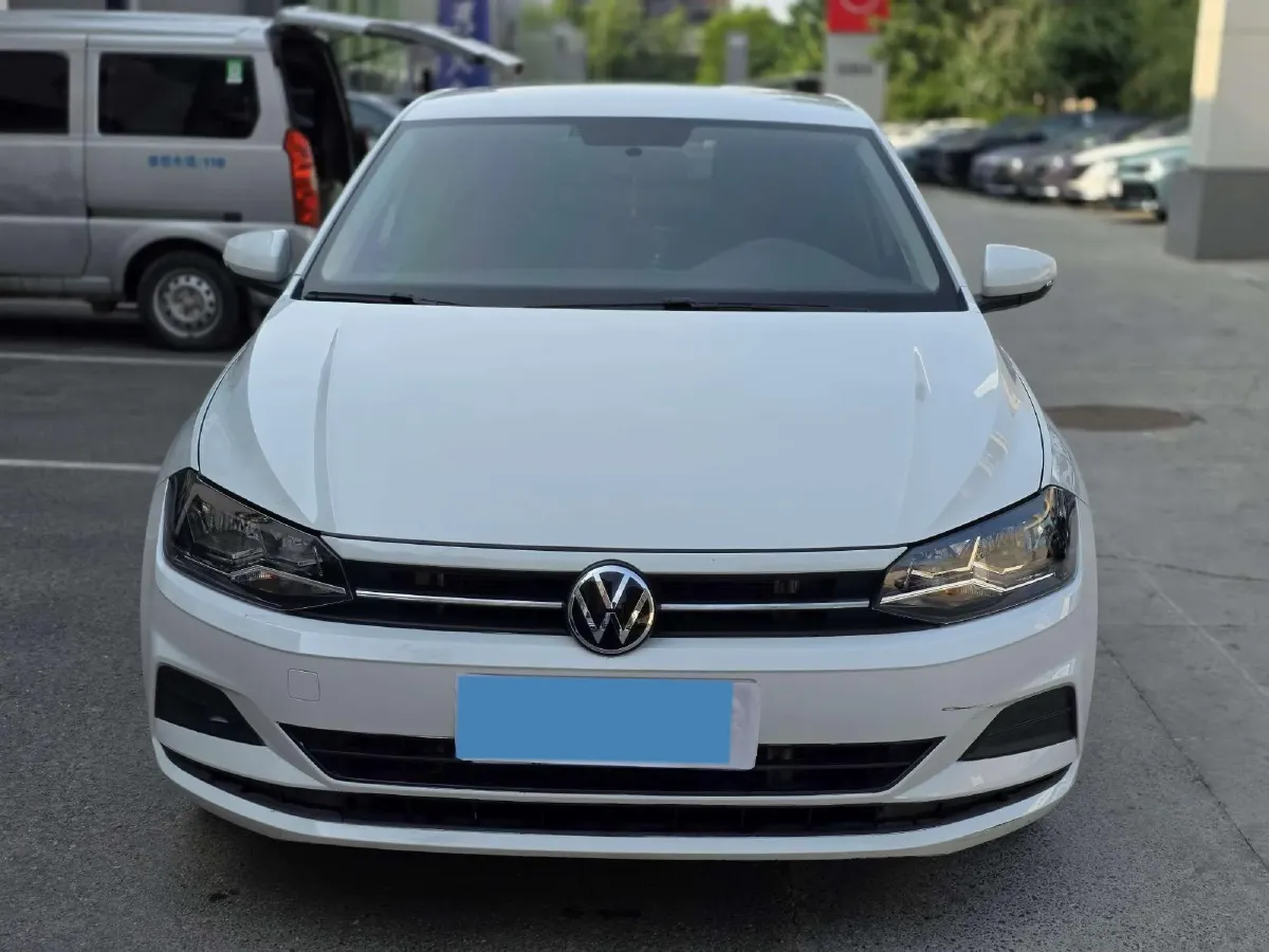 2023 Volkswagen Polo 1.5L 110HP L4 6AT,autocango,china used car exporter,china ev exporter,chinese used car exporter,chinese used ev exporter