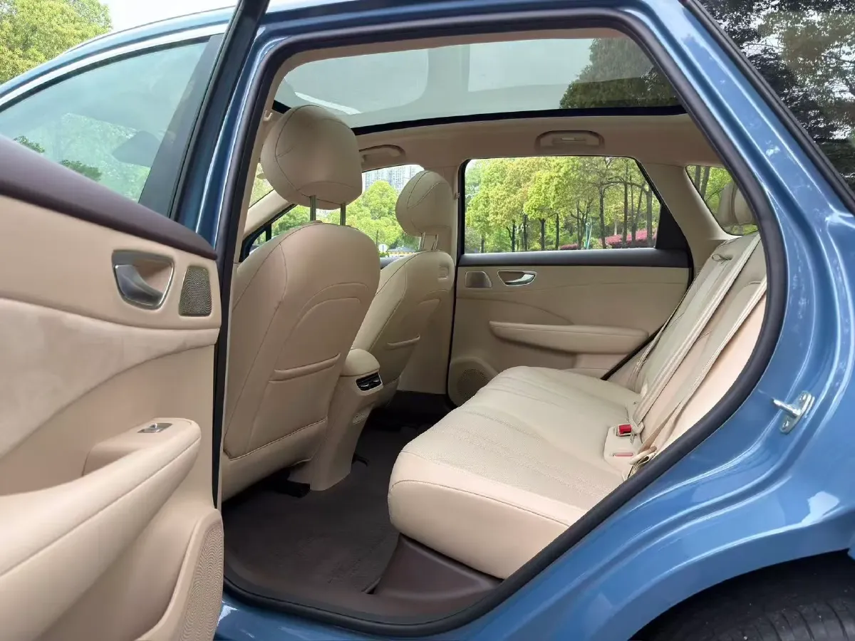 2025 HIMA Shangjie H5 REEV 98HP REEV,autocango,china used car exporter,china ev exporter,chinese used car exporter,chinese used ev exporter