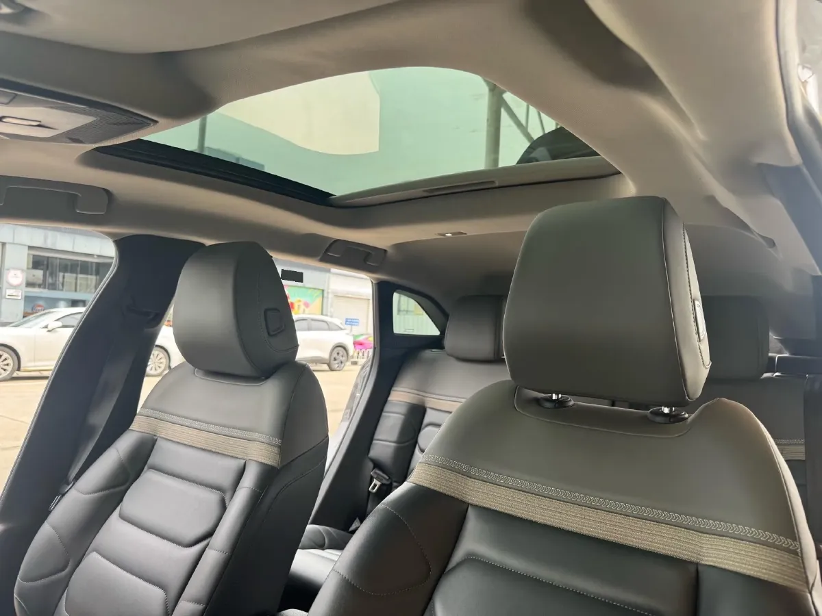 2021 Citroen C5 X 1.6T 175HP L4 8AT,autocango,china used car exporter,china ev exporter,chinese used car exporter,chinese used ev exporter