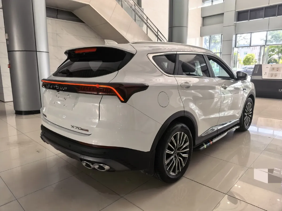 2025 Jetour X70 Plus 1.5T 156HP L4 CVT,autocango,china used car exporter,china ev exporter,chinese used car exporter,chinese used ev exporter