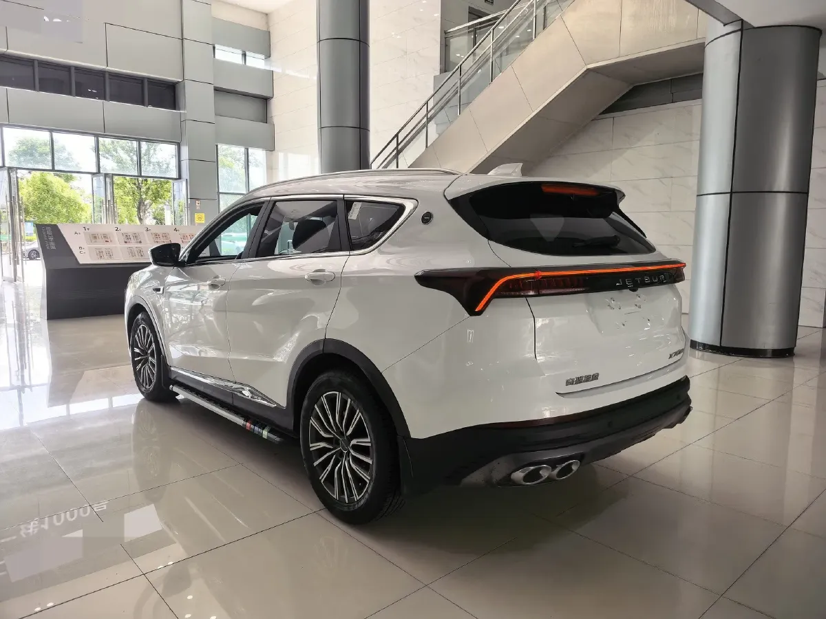 2025 Jetour X70 Plus 1.5T 156HP L4 CVT,autocango,china used car exporter,china ev exporter,chinese used car exporter,chinese used ev exporter