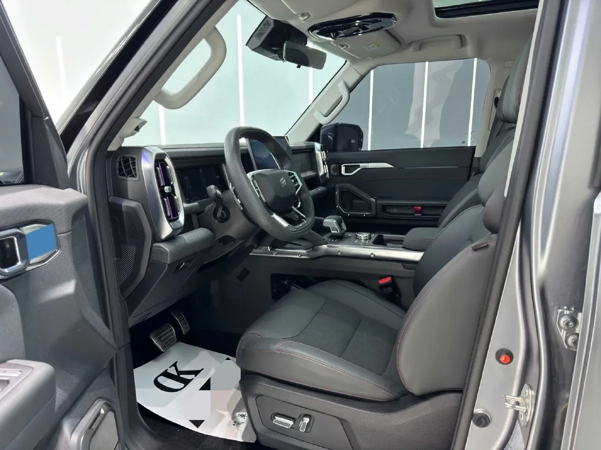 2023 Jetour Traveller 2.0T 254HP L4 7DCT,autocango,china used car exporter,china ev exporter,chinese used car exporter,chinese used ev exporter