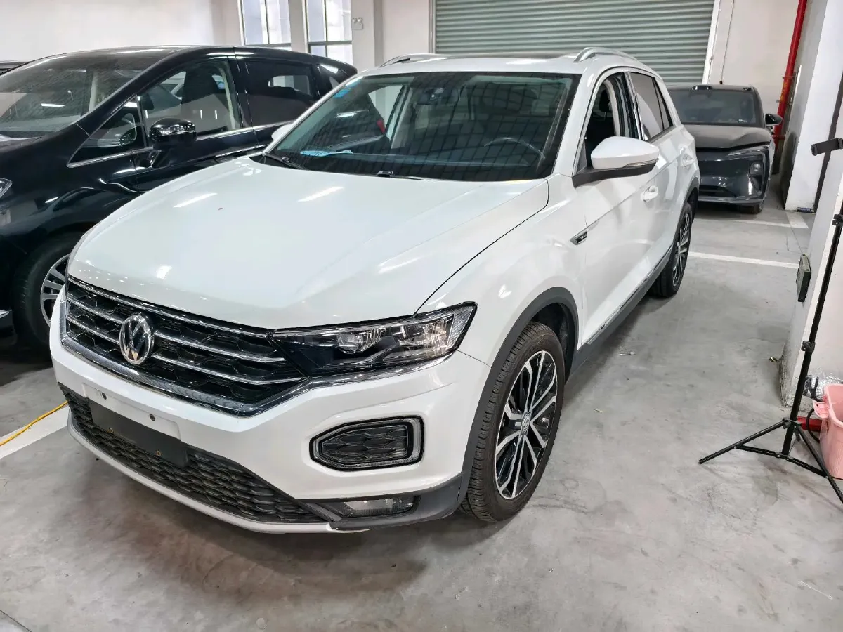 2019 Volkswagen T-Roc 1.4T 150HP L4 7DCT,autocango,china used car exporter,china ev exporter,chinese used car exporter,chinese used ev exporter