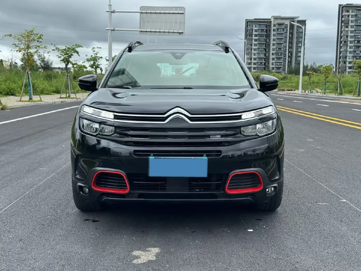 2017 Citroen C5 Aircross 1.6T 167HP L4 6AT,autocango,china used car exporter,china ev exporter,chinese used car exporter,chinese used ev exporter