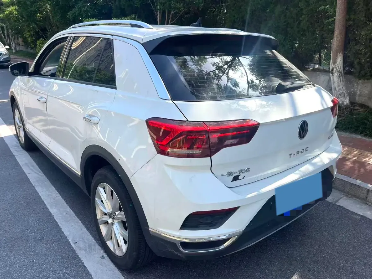 2021 Volkswagen T-Roc 1.4T 150HP L4 7DCT,autocango,china used car exporter,china ev exporter,chinese used car exporter,chinese used ev exporter